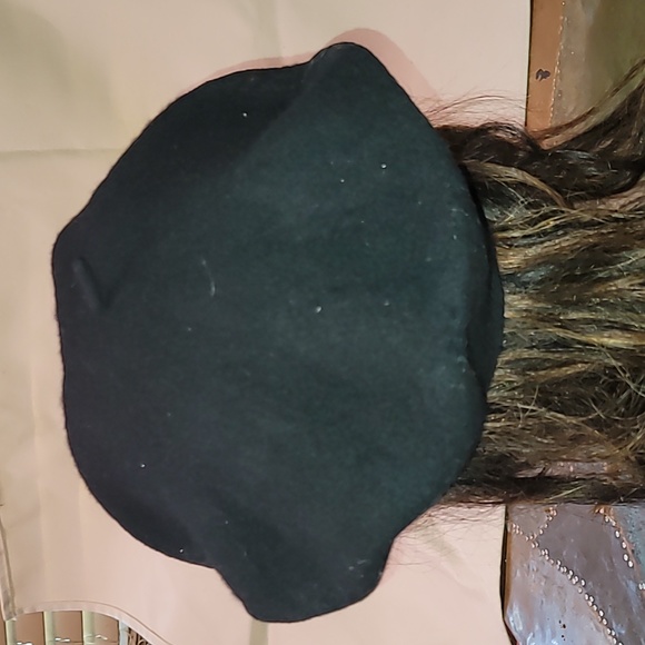 Vintage. 100% Wool beret.  1 size fits most. - Picture 4 of 7